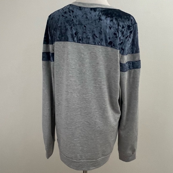 SUTTER GRAY SWEATSHIRT WITH BLUE VELVET ACCENT AT SHOULDER AND SLEEVE CREW NECK - Picture 7 of 9
